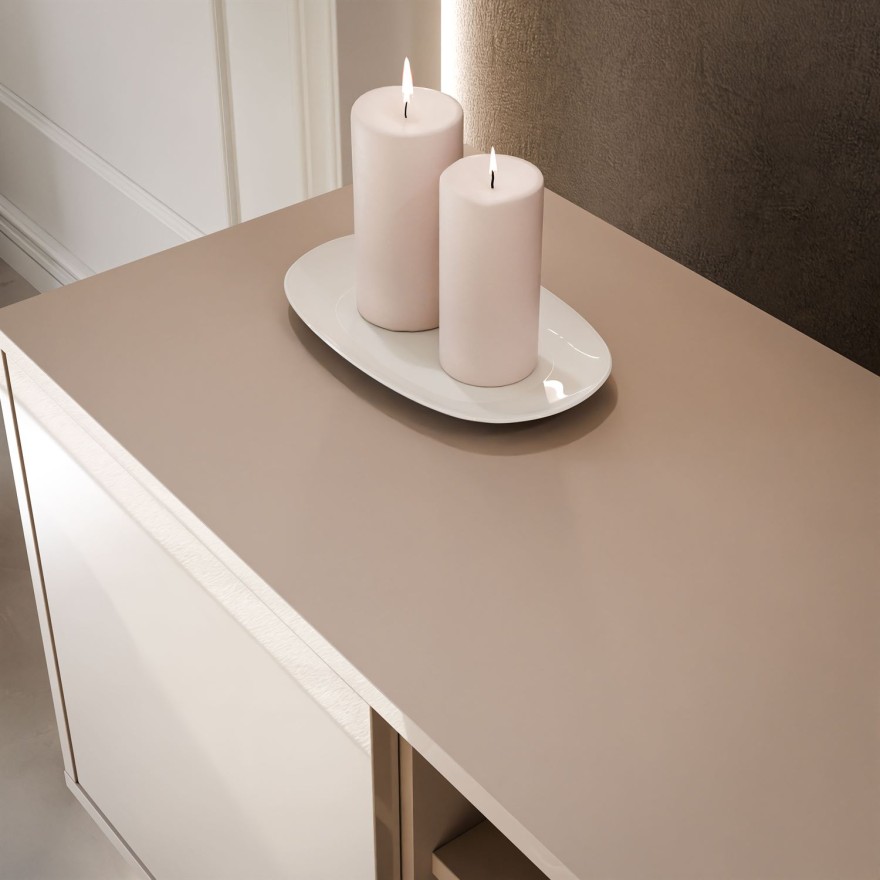 Szafka RTV SANAYI na wysokich nóżkach kaszmir połysk