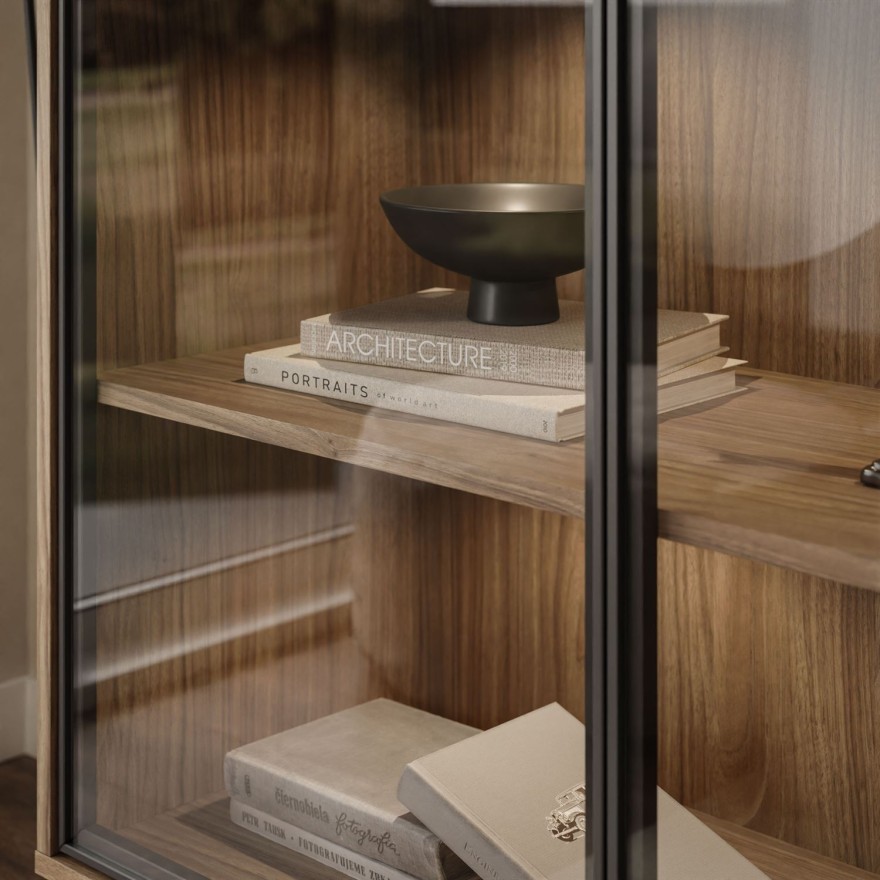 Komoda czterodrzwiowa ISA 4D z oświetleniem LED na wysokich nóżkach