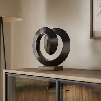 Komoda czterodrzwiowa ISA 4D z oświetleniem LED na wysokich nóżkach