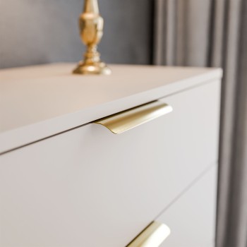 Komoda LINA KASZMIR 95 z oświetleniem LED na cokole