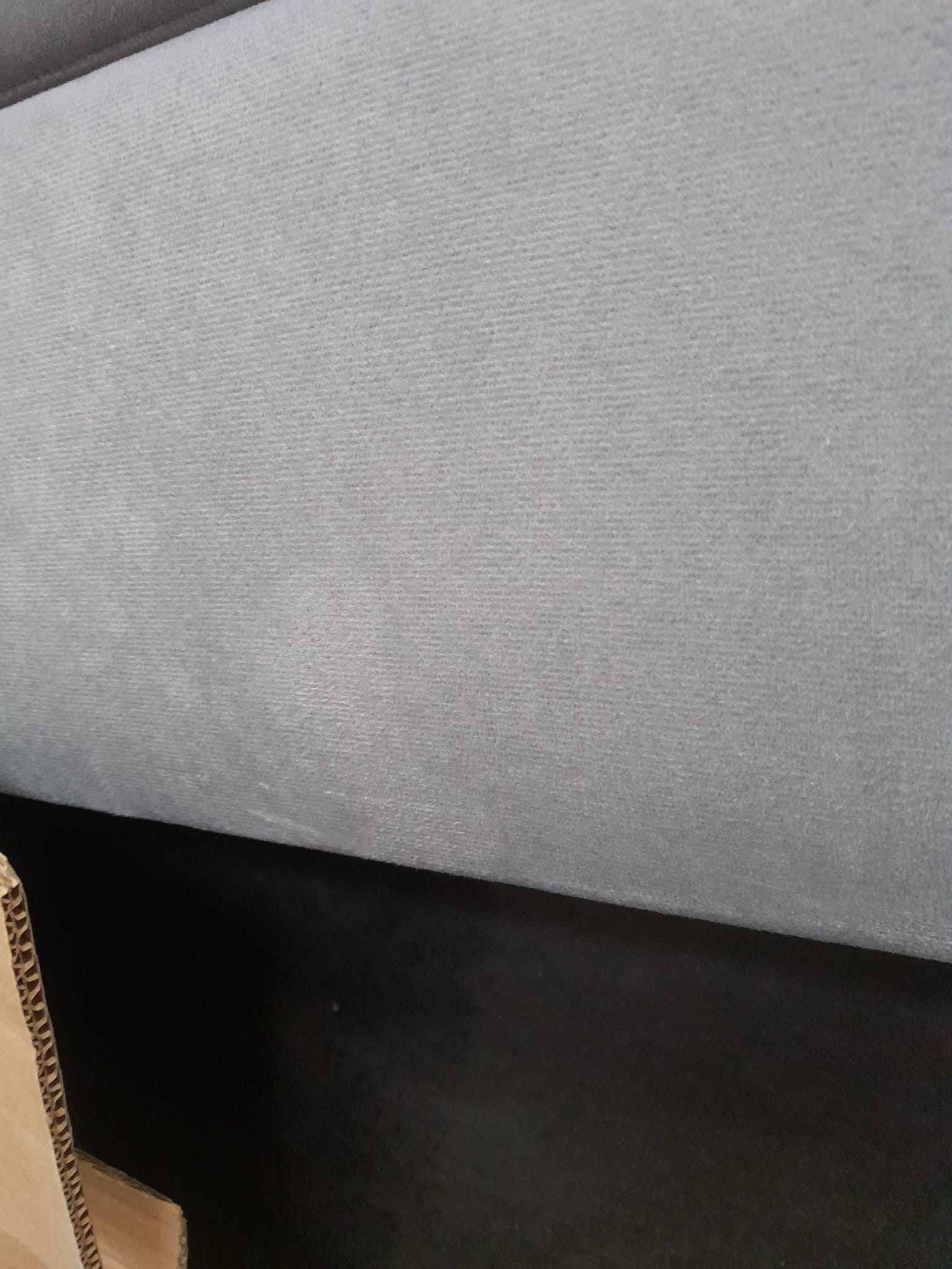 Kanapa dwuosobowa SENDI powystawowa