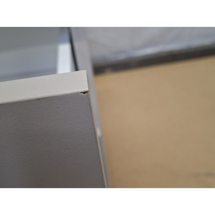 OUTLET Szafka nocna LINA KASZMIR 2S na skośnych nóżkach LED