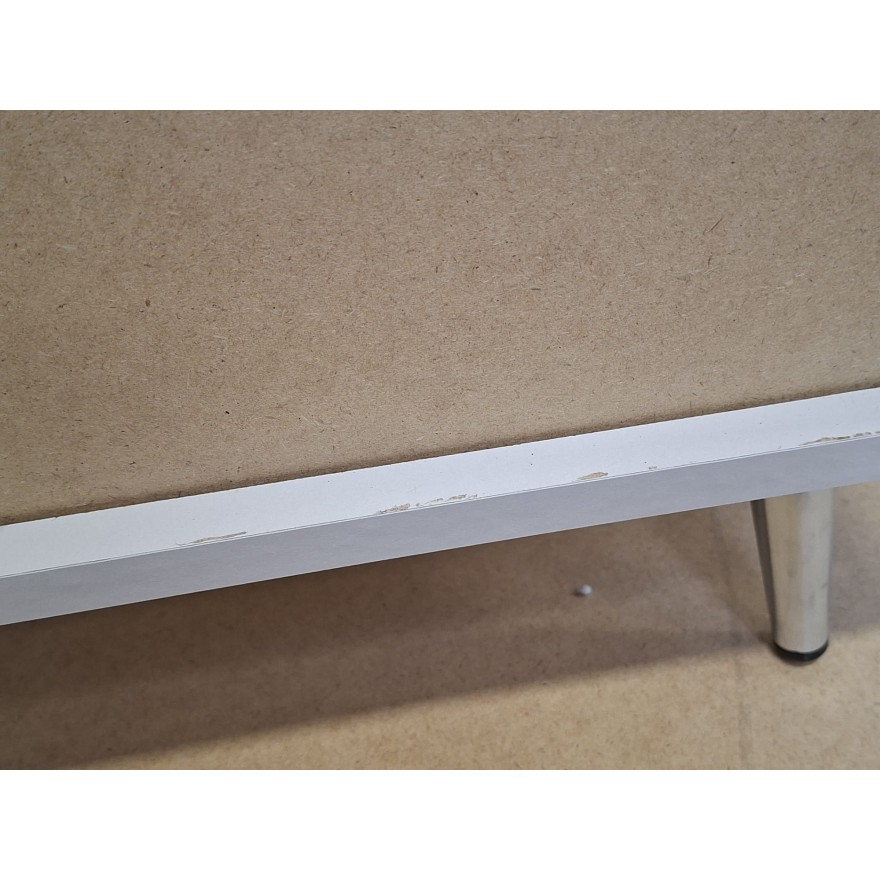 OUTLET Szafka nocna LINA KASZMIR 2S na skośnych nóżkach LED