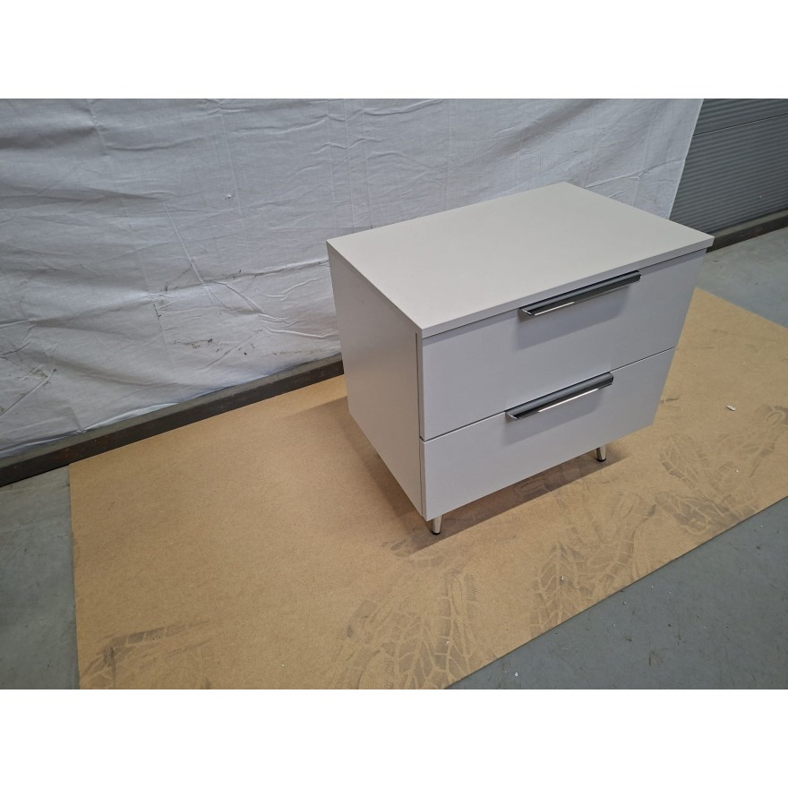 OUTLET Szafka nocna LINA KASZMIR 2S na skośnych nóżkach LED