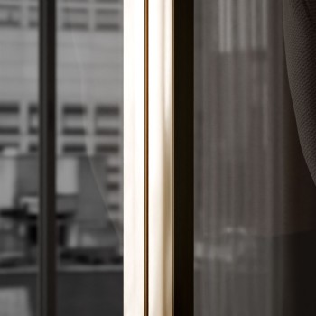 Czterodrzwiowa szafa ATRIUM GLOSS ze szklanym frontem