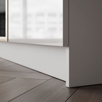 Czterodrzwiowa szafa ATRIUM GLOSS ze szklanym frontem