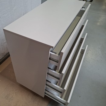 OUTLET Komoda LINA KASZMIR 95 cm z oświetleniem LED