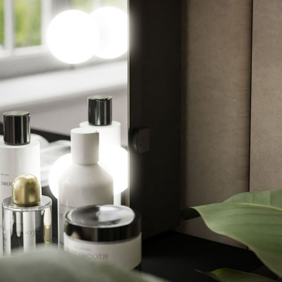 Lustro z oświetleniem ESCADO ELITE LED