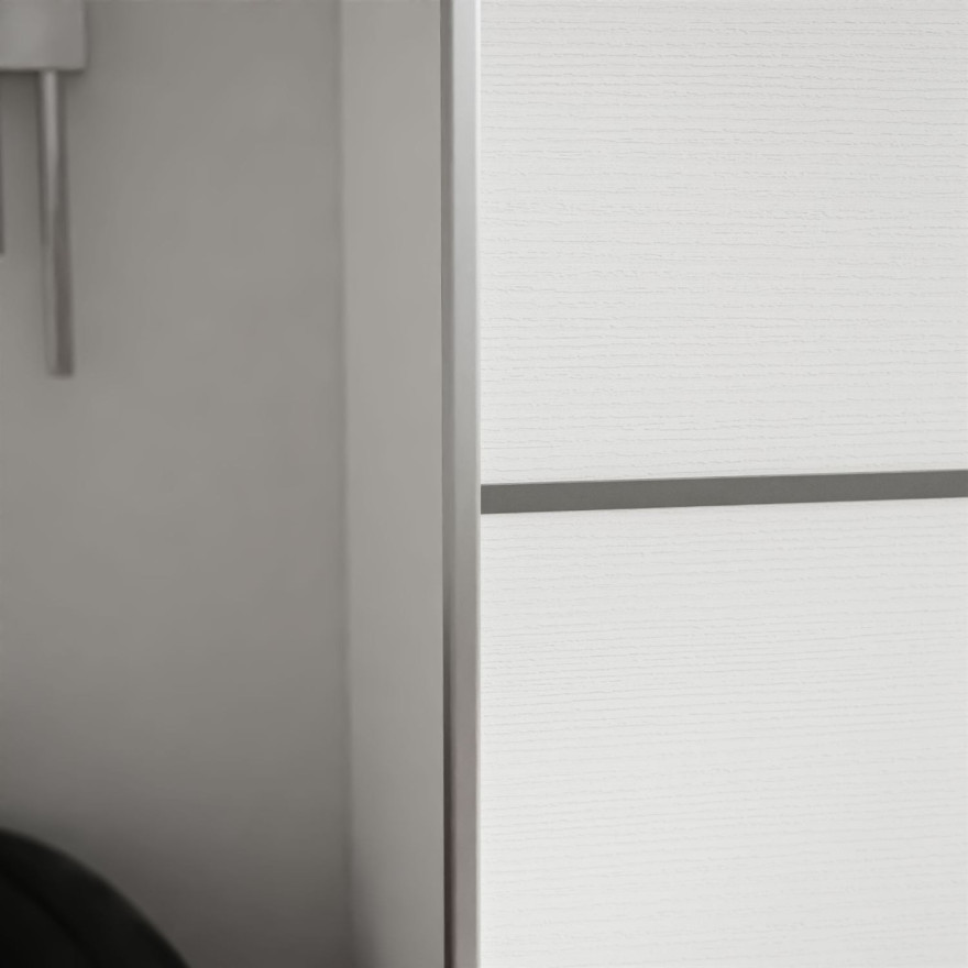 Szafa przesuwna CAMILA II PLUS z lustrem 180 cm Szafa przesuwna CAMILA II PLUS z lustrem 180 cm